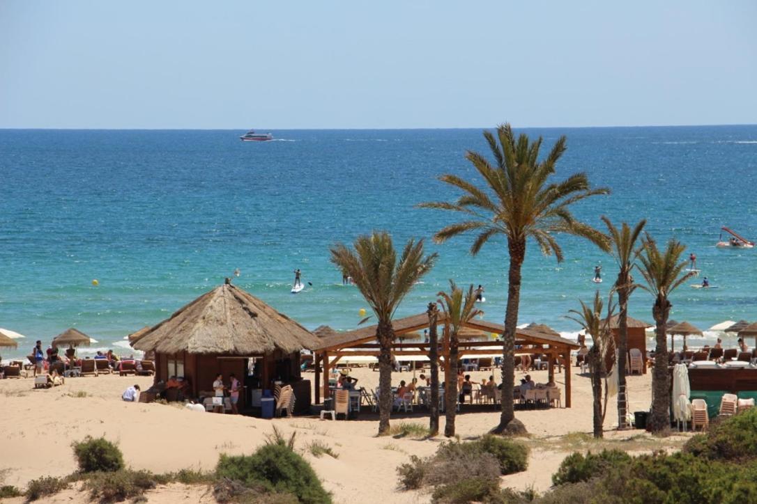 Bonita Casa En Urbanizacion Privada Muy Cerca Del Mar Y De Alicante 格兰阿利坎特 外观 照片